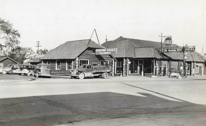 Trading Post Restaurant - Postcards And Promos